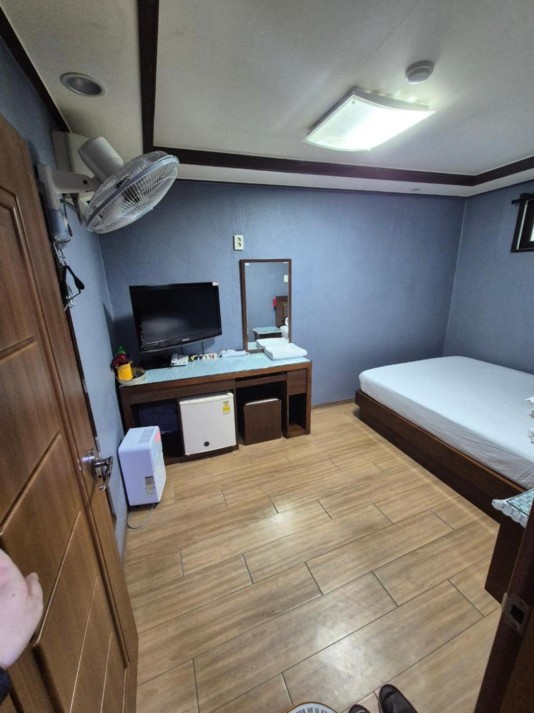 Joyful Stay Seoul Exteriör bild